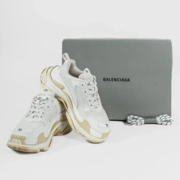 Balenciaga White Triple S Sneakers - Picture 13 of 13